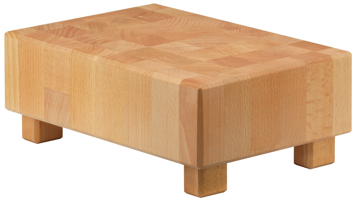Holztisch für Gastronomie-Bereich