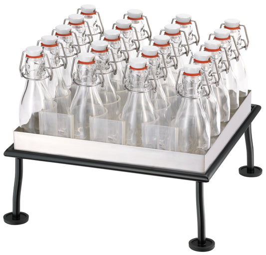 Leere Glasflaschen in B2B Gastronomie.