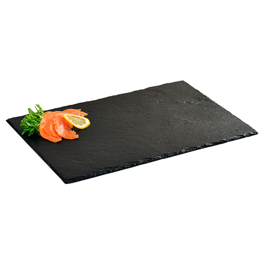 Schieferplatte mit Lachs und Zitrone.