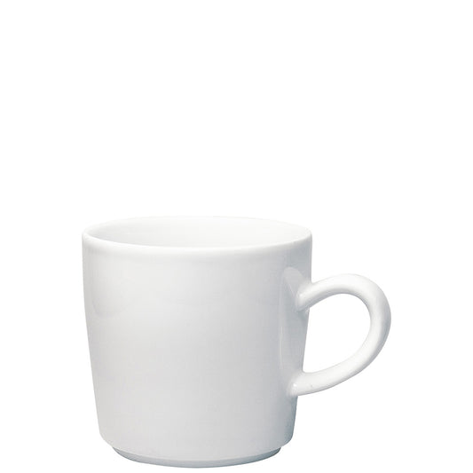 Weiße Kaffeetasse auf weißem Hintergrund
