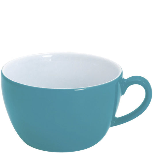 Blaue Kaffeetasse, Nahaufnahme, weißer Hintergrund