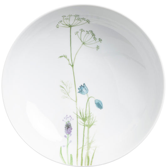 Porzellanteller mit Blumenmuster.