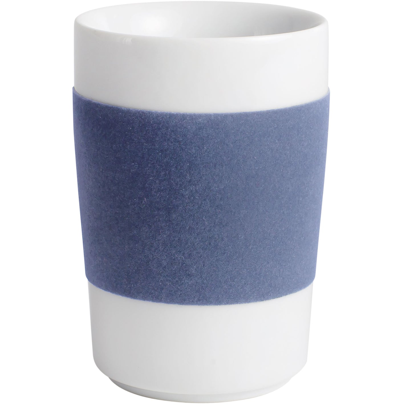 Weiße Tasse mit blauem Band.