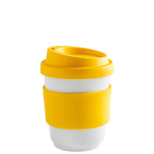 Gelber Kaffeebecher mit Deckel