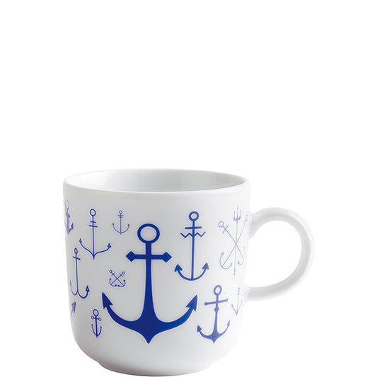 Weiße Tasse mit blauen Ankern.