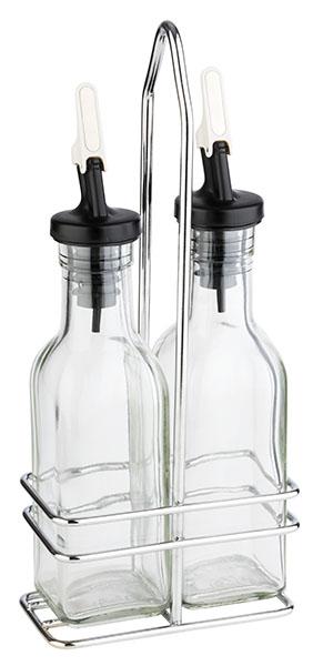 Zwei Glasflaschen im Metallständer.
