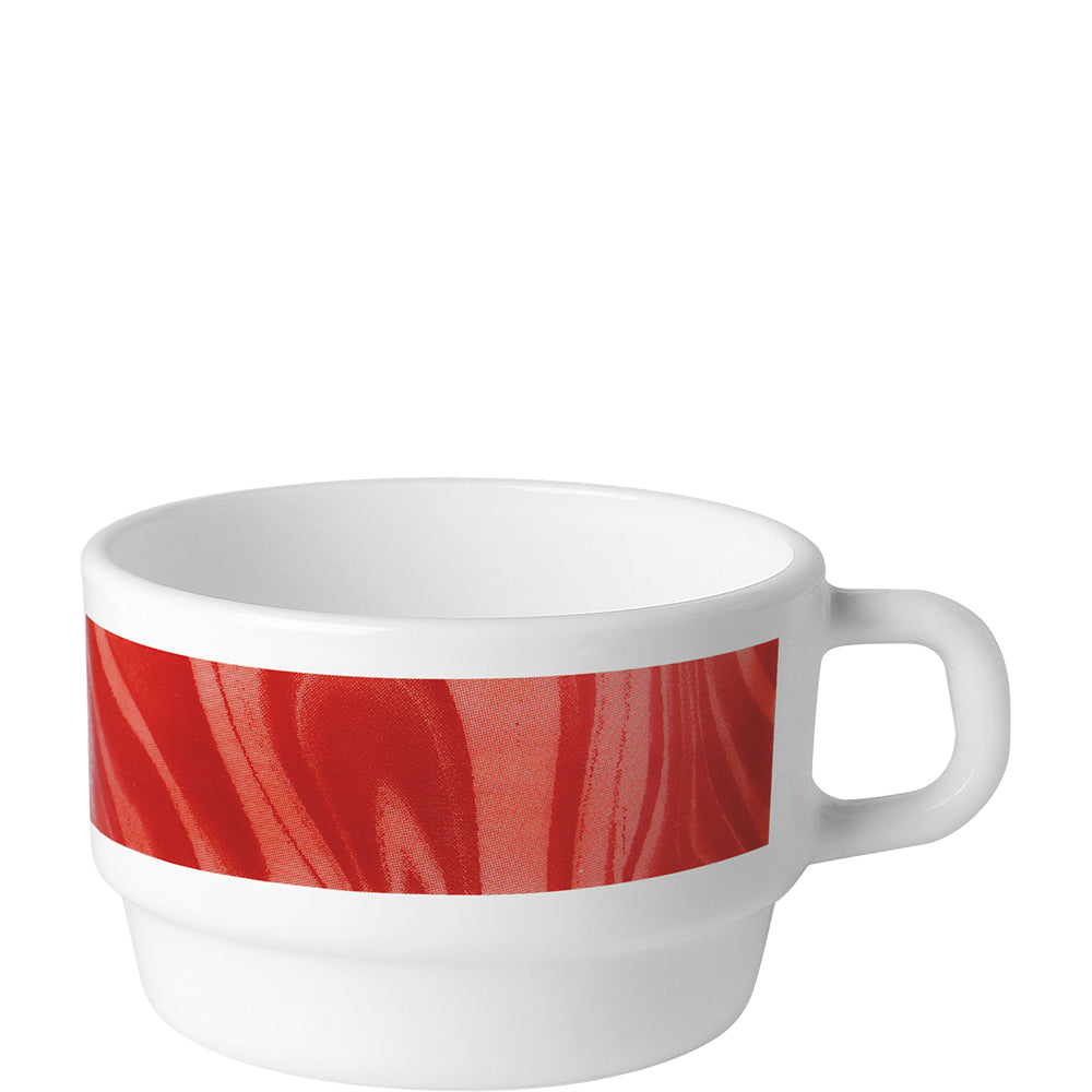 Weiße Tasse mit rotem Muster.
