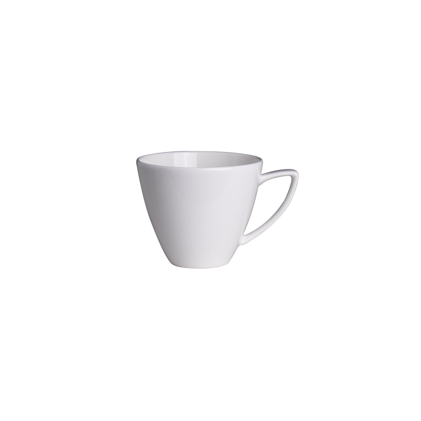 Weiße Tasse auf weißem Hintergrund.
