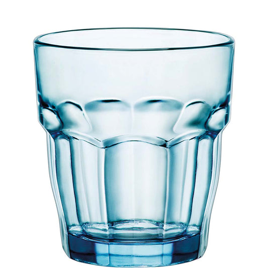 Leeres robustes Trinkglas, transparent