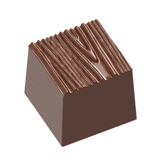 Schokoladenstück mit Holzstruktur.