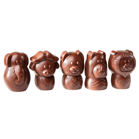 Bunte Tierfiguren aus Holz.