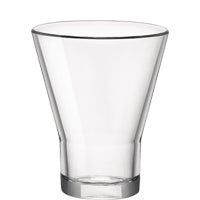 Klares Trinkglas aus Glas