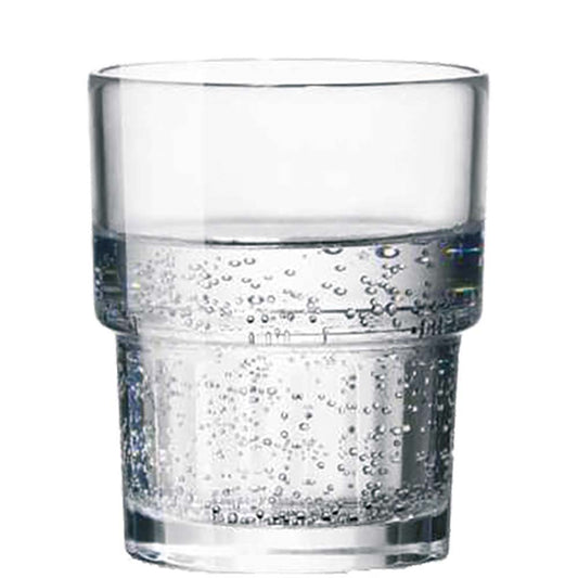Wasserglas mit Bläschen