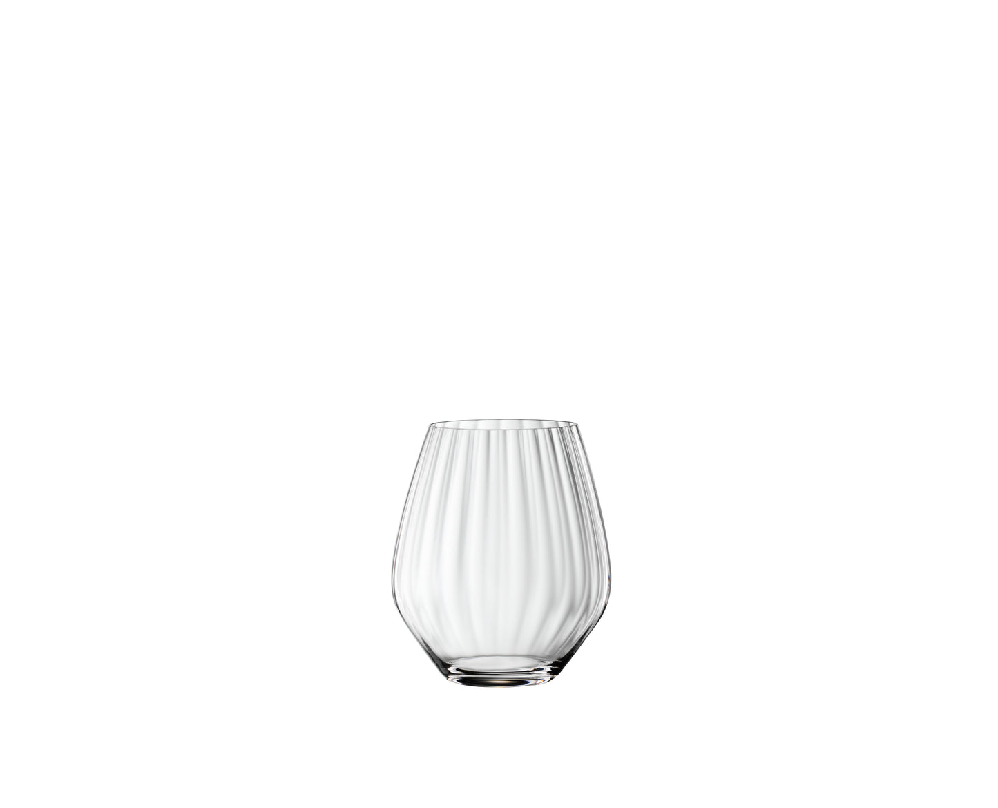 Geripptes Glas ohne Inhalt.