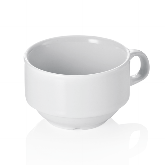 Weiße Tasse auf weißem Hintergrund.