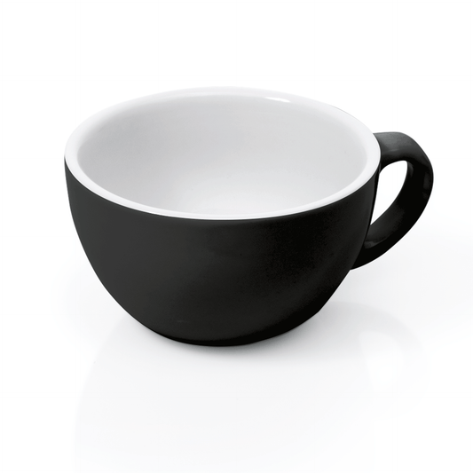 Schwarze Tasse mit Henkel.