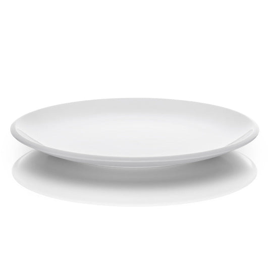 Leere weiße Teller für Gastronomie