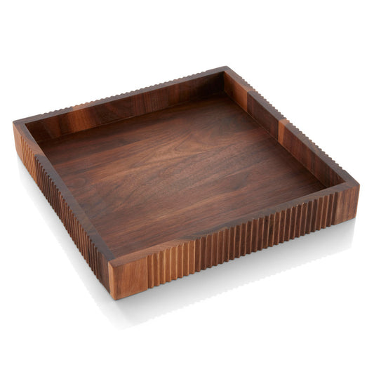 Holztablett für Gastronomiebedarf.