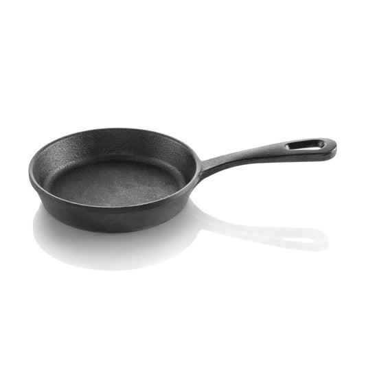 Gusseiserne Pfanne für Gastronomie.