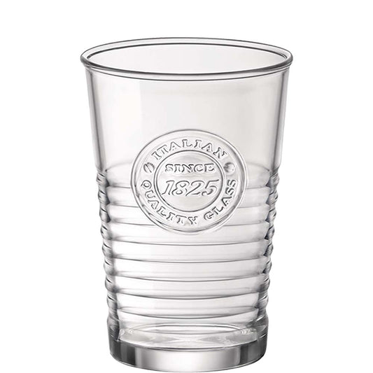 Klarglasbecher mit Prägung.