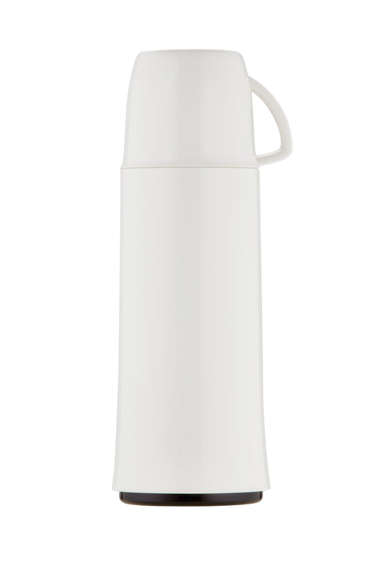 Weiße Thermoskanne mit Henkel, isoliert.