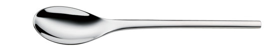 Silberner Löffel auf weißem Hintergrund.