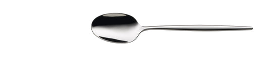 Metalllöffel auf weißem Hintergrund
