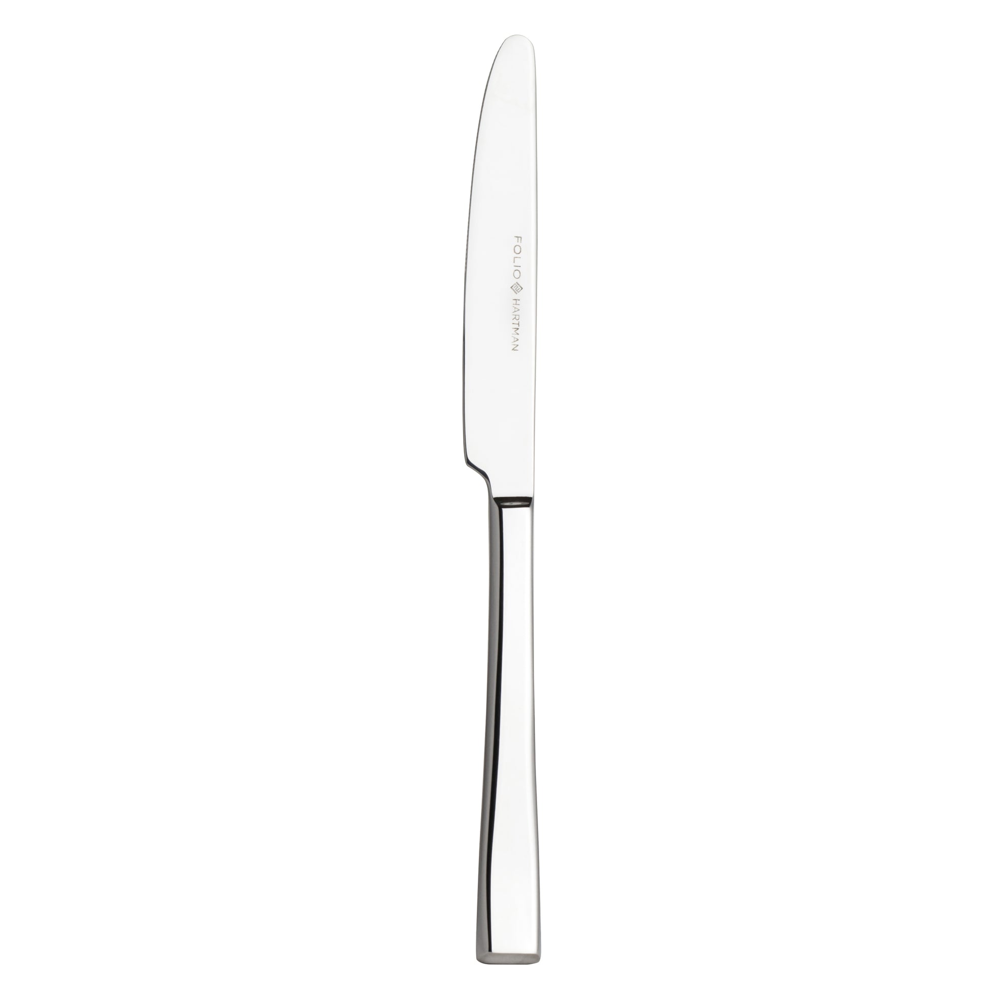 Silbernes Messer auf weißem Hintergrund.