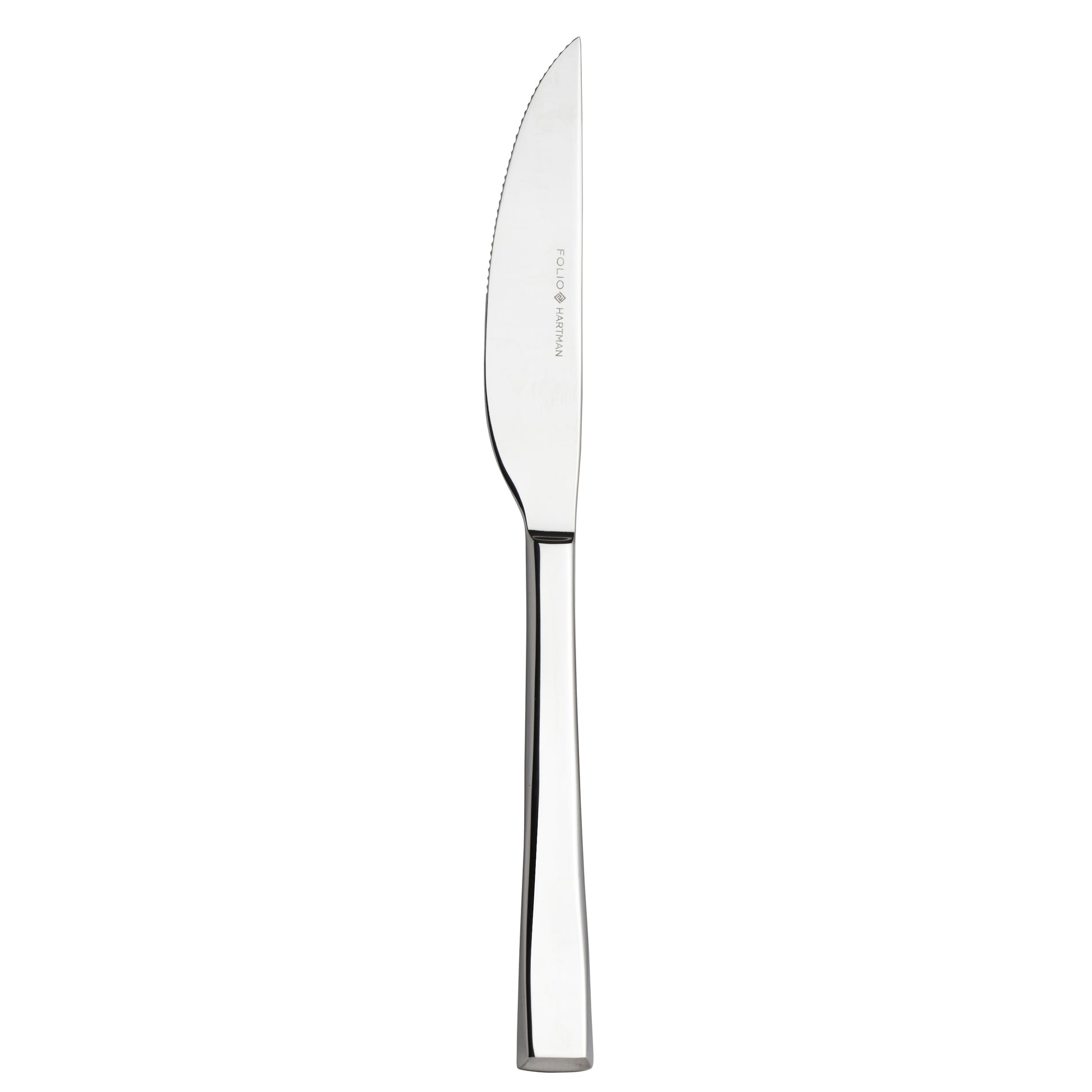 Silbernes Steakmesser auf weißem Hintergrund.