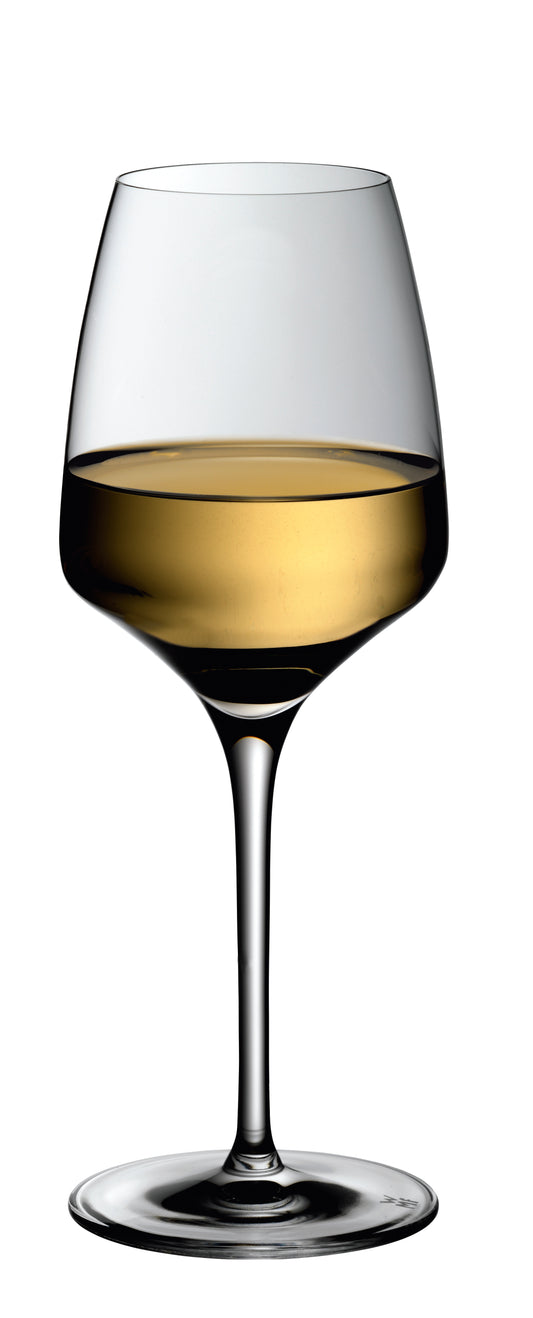 Silberne Gabel auf weißem Hintergrund