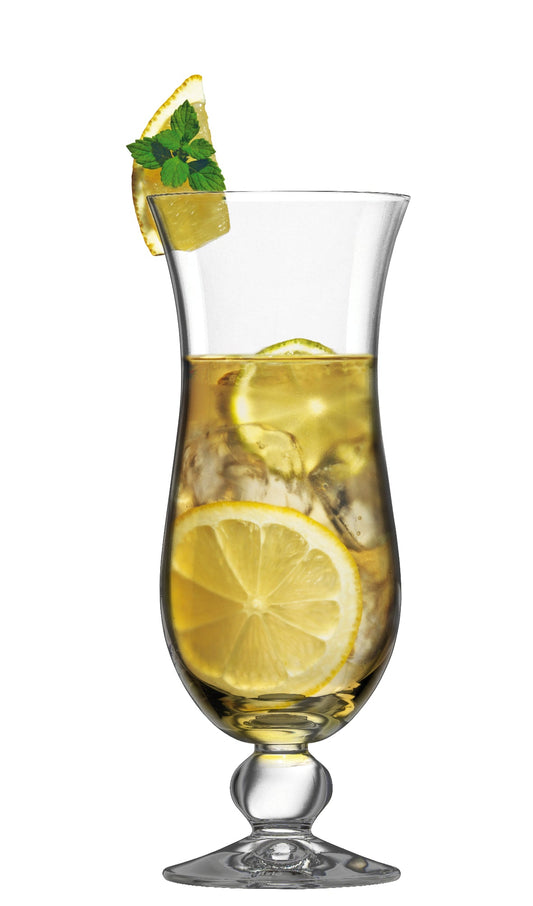 Zitronenlimonade in Glas mit Minze