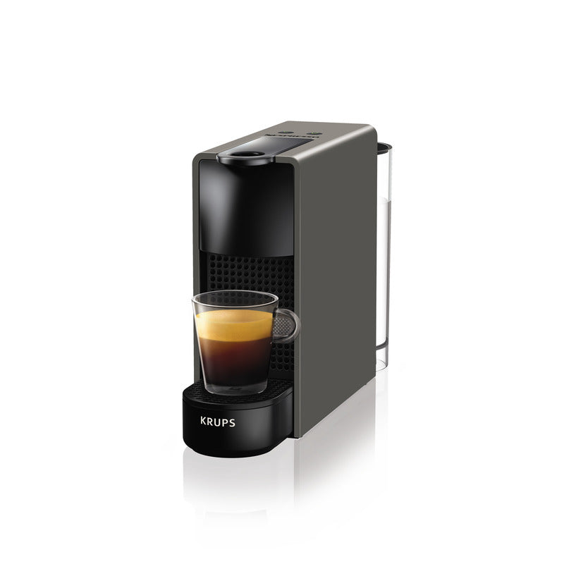 Kaffeemaschine mit Espresso-Glas.