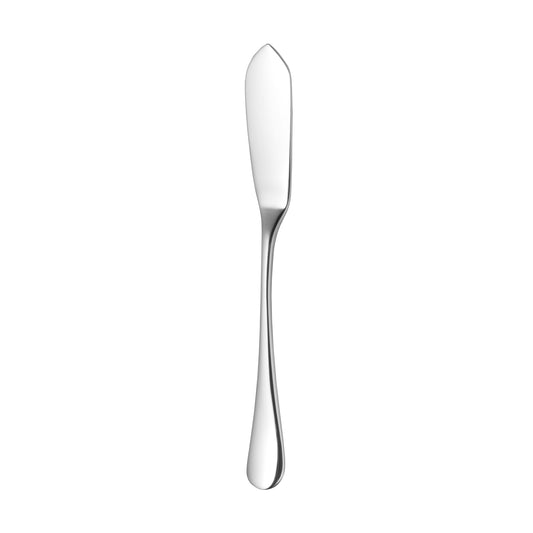 Silberner Buttermesser auf weißem Hintergrund.