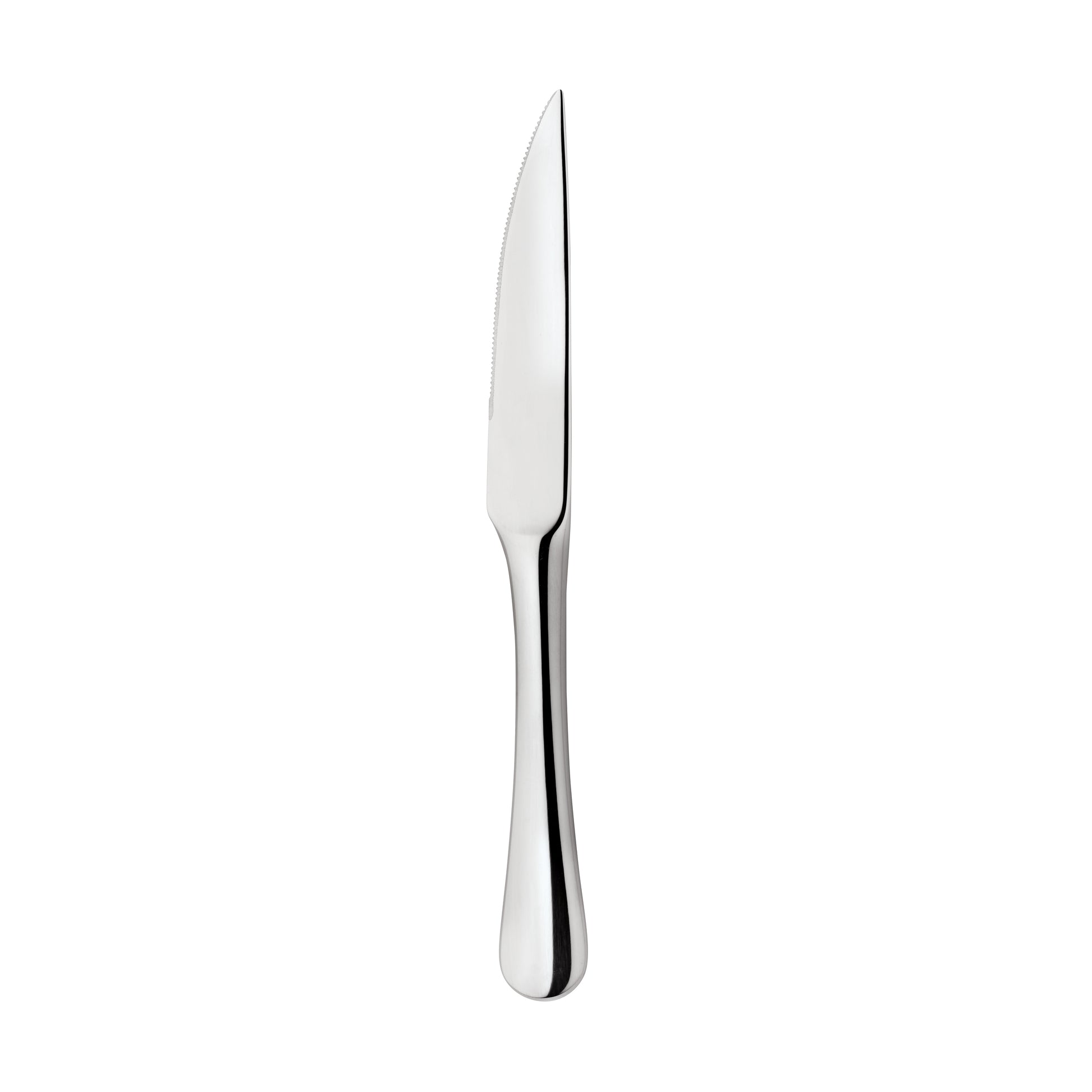Silbernes Steakmesser auf weißem Hintergrund.