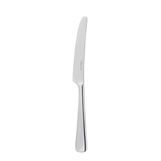 Silbernes Messer auf weißem Hintergrund.