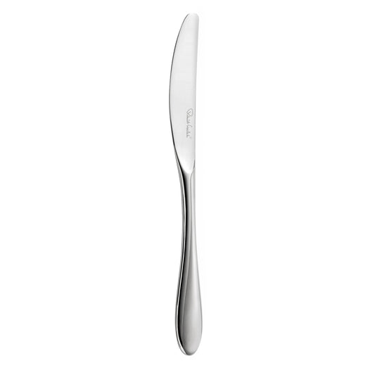 Silbernes Messer auf weißem Hintergrund.