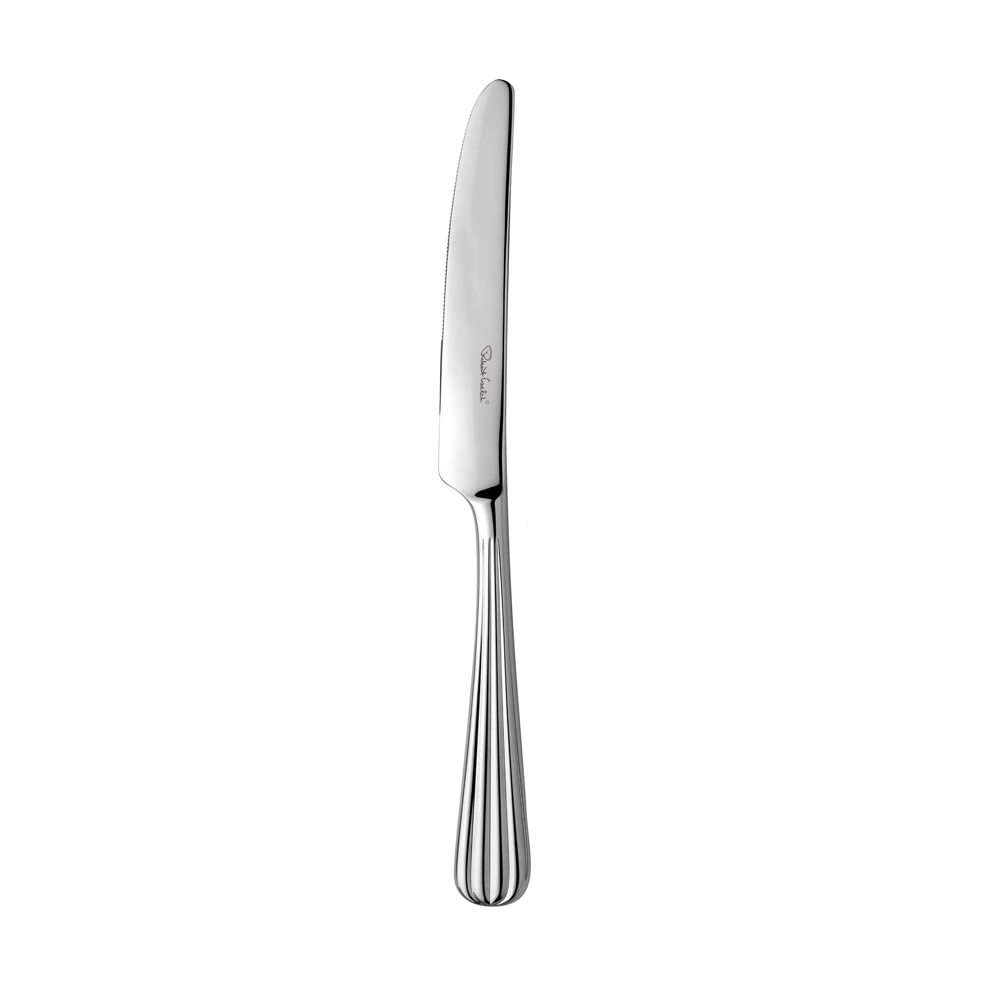 Silbernes Messer mit geriffeltem Griff.