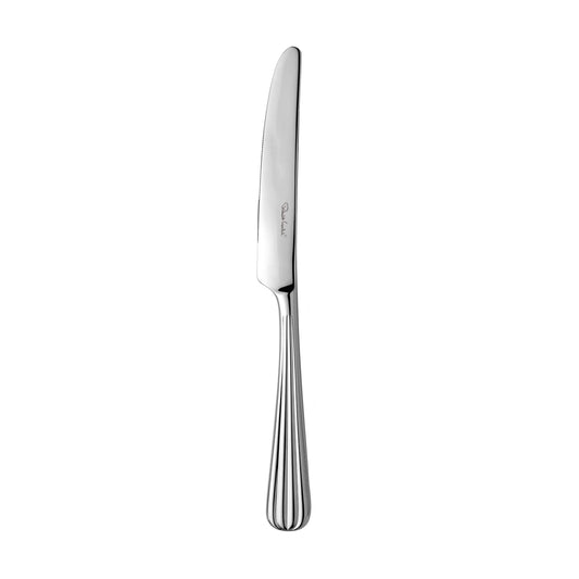 Silbernes Messer mit geriffeltem Griff.