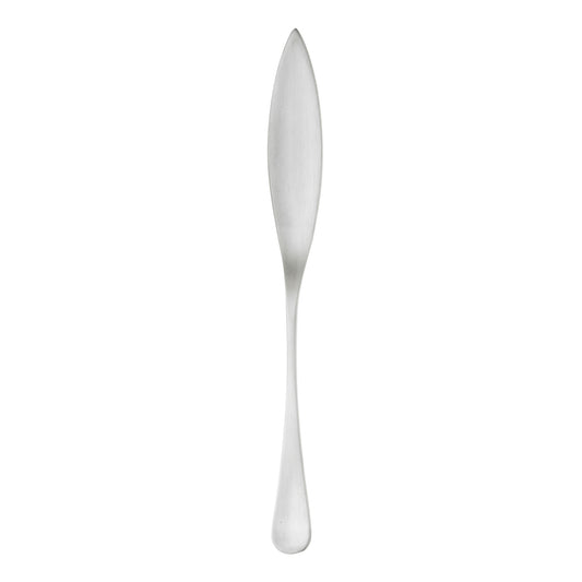 Silbernes Buttermesser auf weißem Hintergrund.