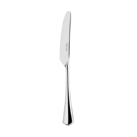 Silbernes Buttermesser auf weißem Hintergrund.