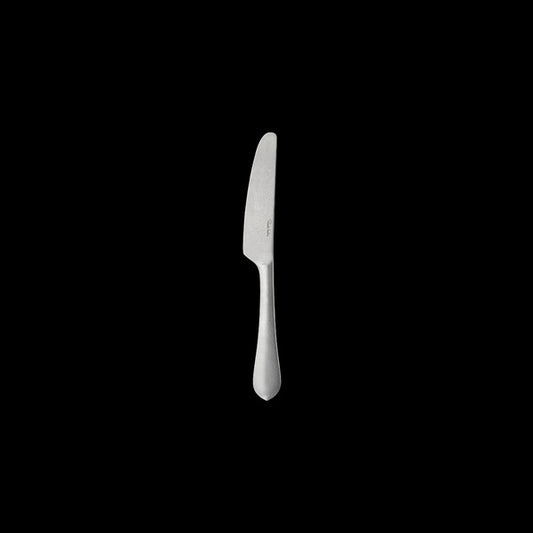 Einzelnes Messer auf schwarzem Hintergrund.