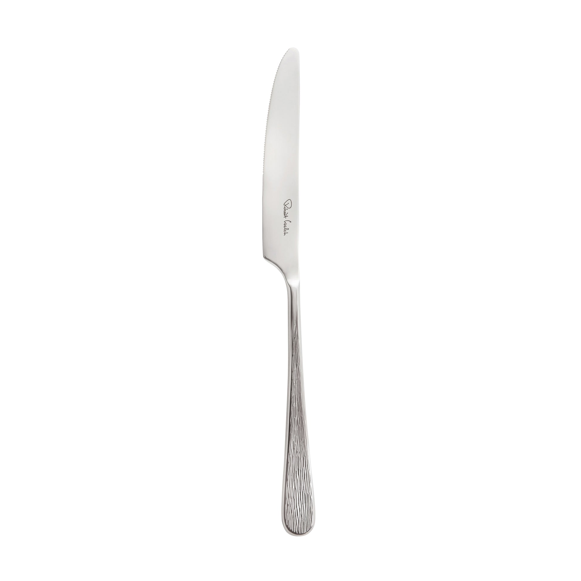Silbernes Messer auf weißem Hintergrund.