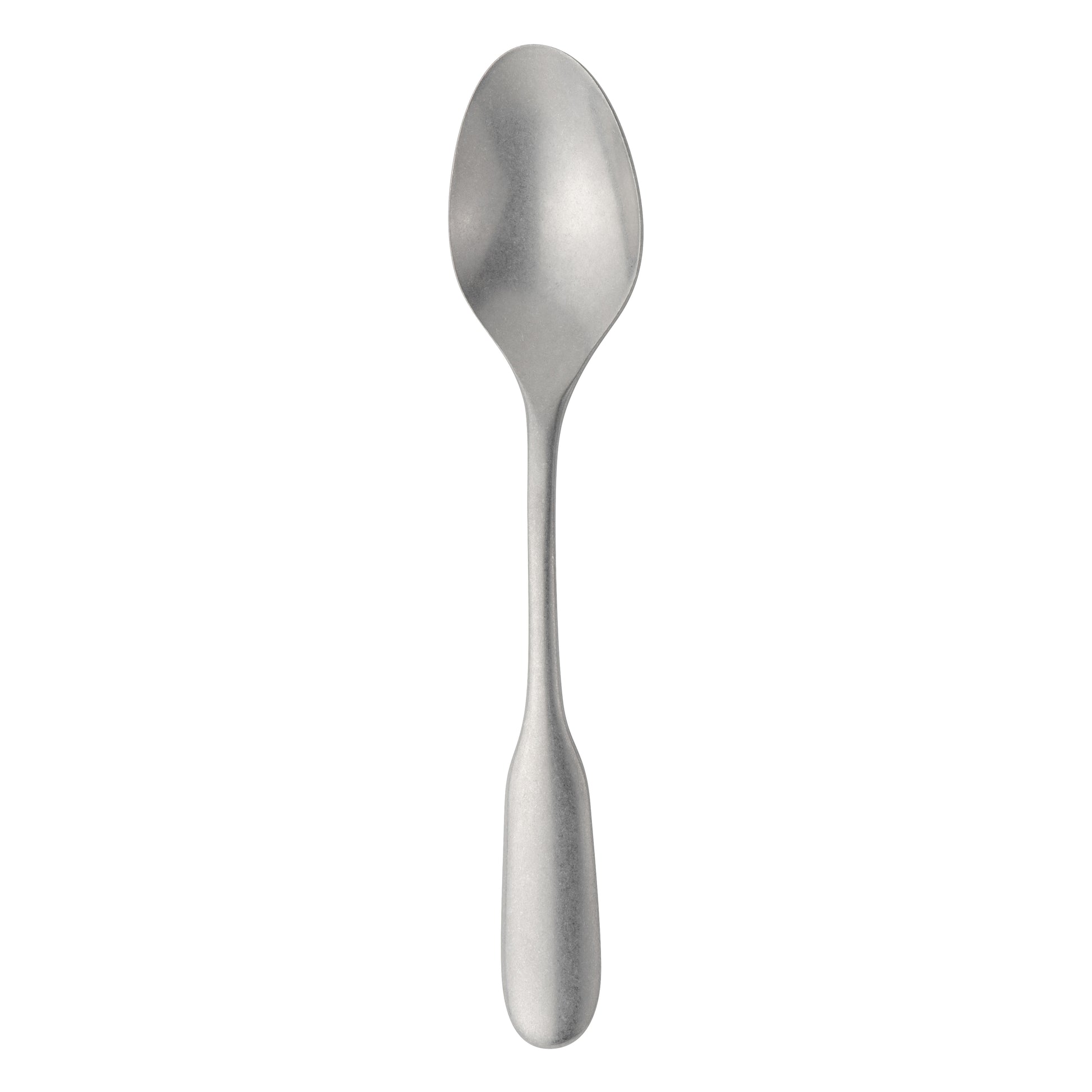 Metalllöffel auf weißem Hintergrund.