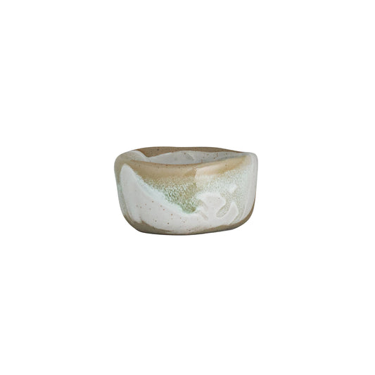 Keramikschale mit natürlichem Design.