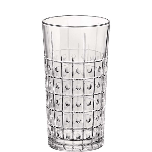 Glas mit quadratischem Muster
