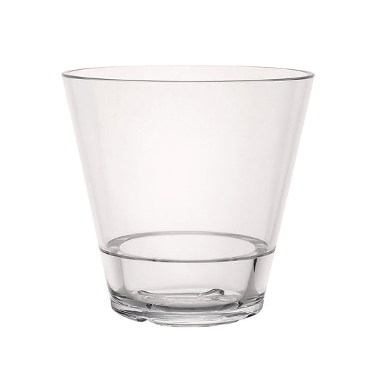 Leeres, transparentes Trinkglas.