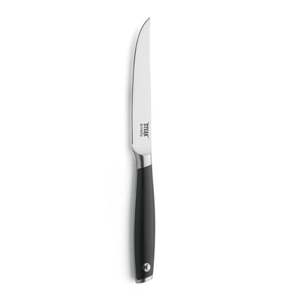 Schwarzes Steakmesser auf weißem Hintergrund.