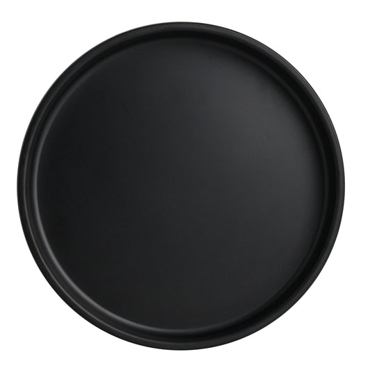 Schwarzes, rundes Serviertablett.