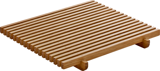 Holztablett mit Lamellenstruktur.