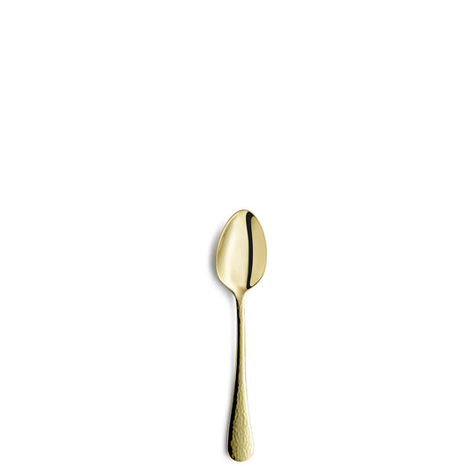 Goldene Löffel auf weißem Hintergrund